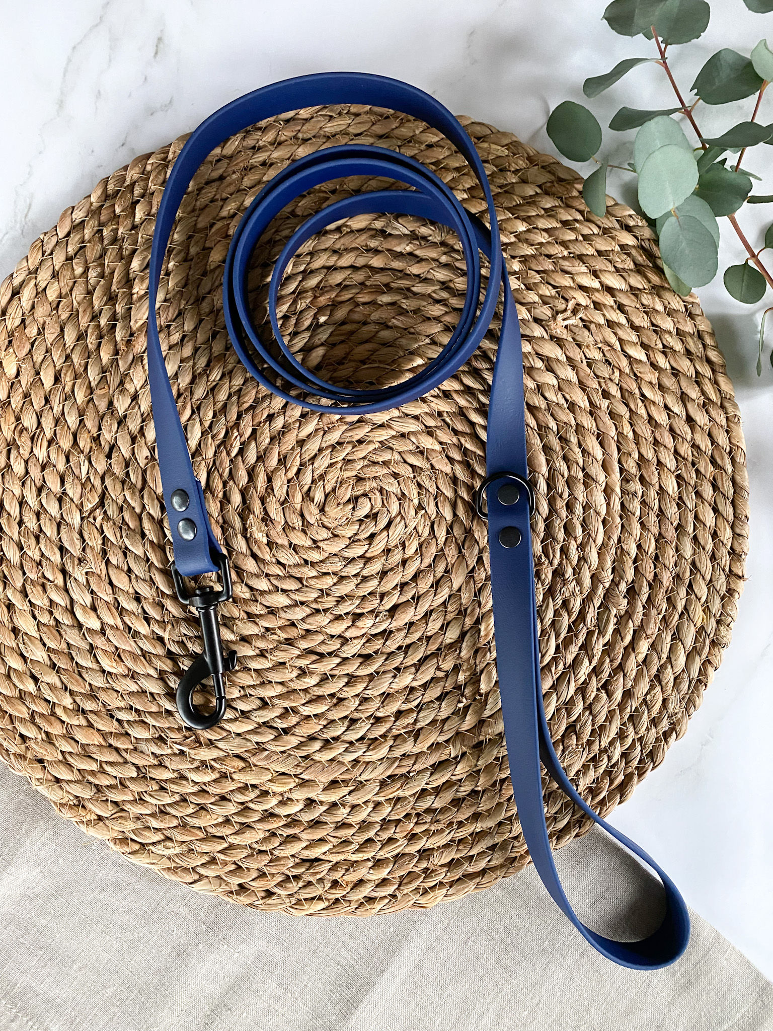 Leash-Midnight-Blue-Black.jpg
